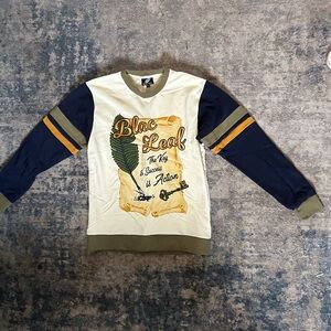 Men's Cream and Blue Sweater